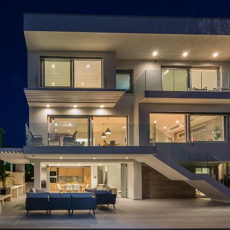 Luxurious Villa In Kozino With Fenced Garden Esterno foto