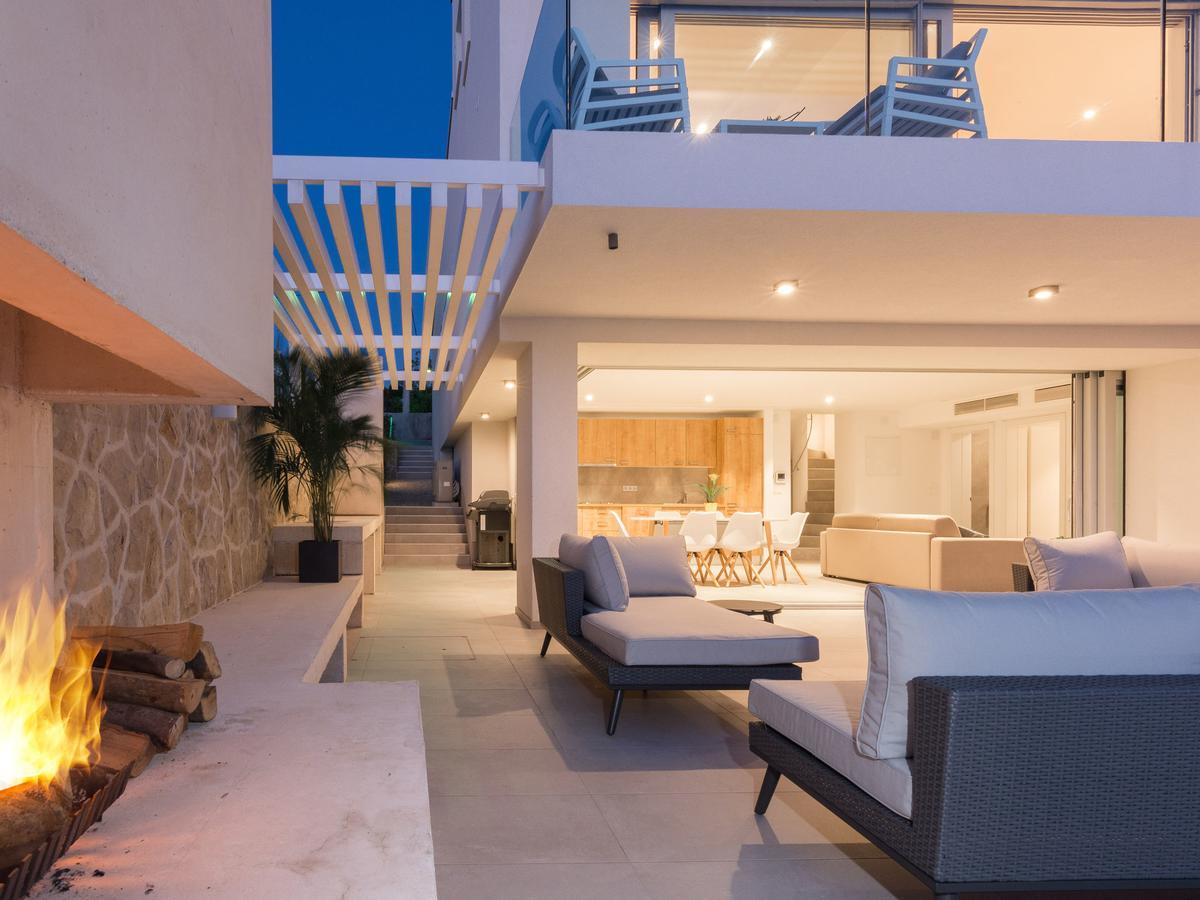 Luxurious Villa In Kozino With Fenced Garden Esterno foto